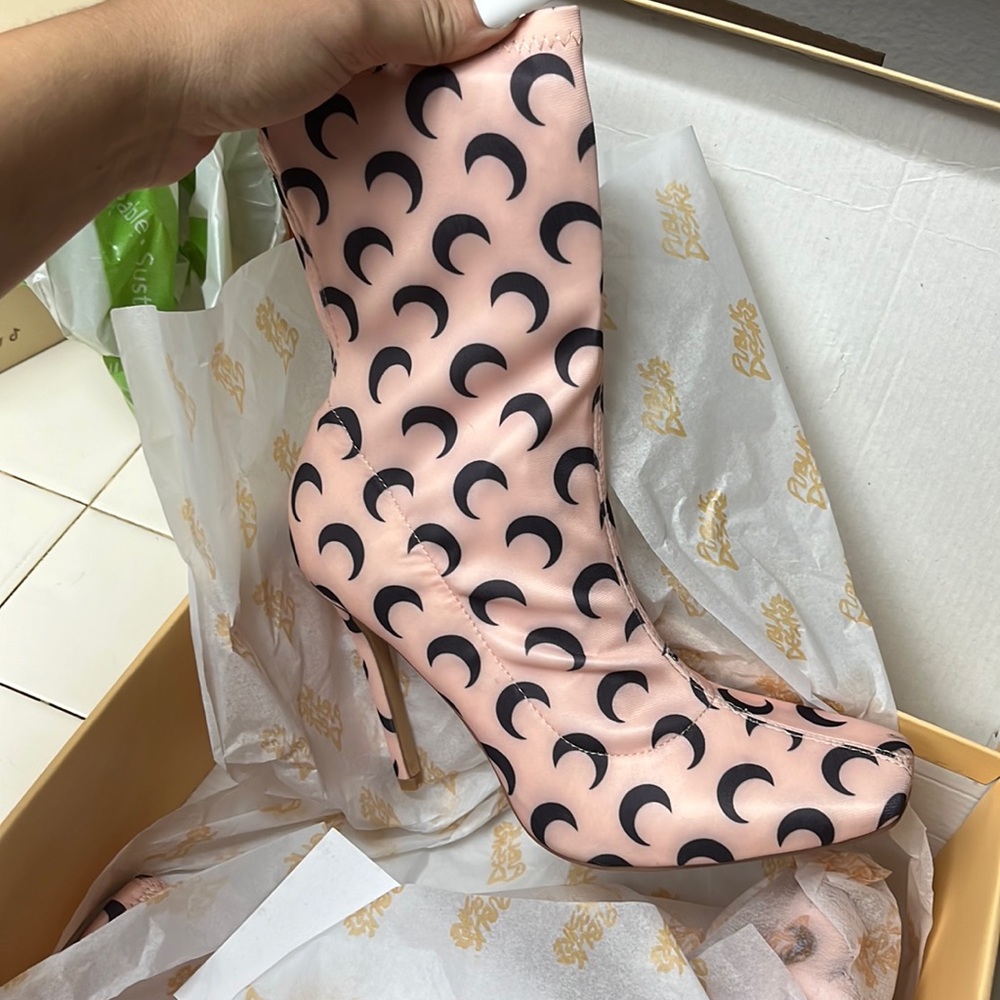 Pink Saturn boots